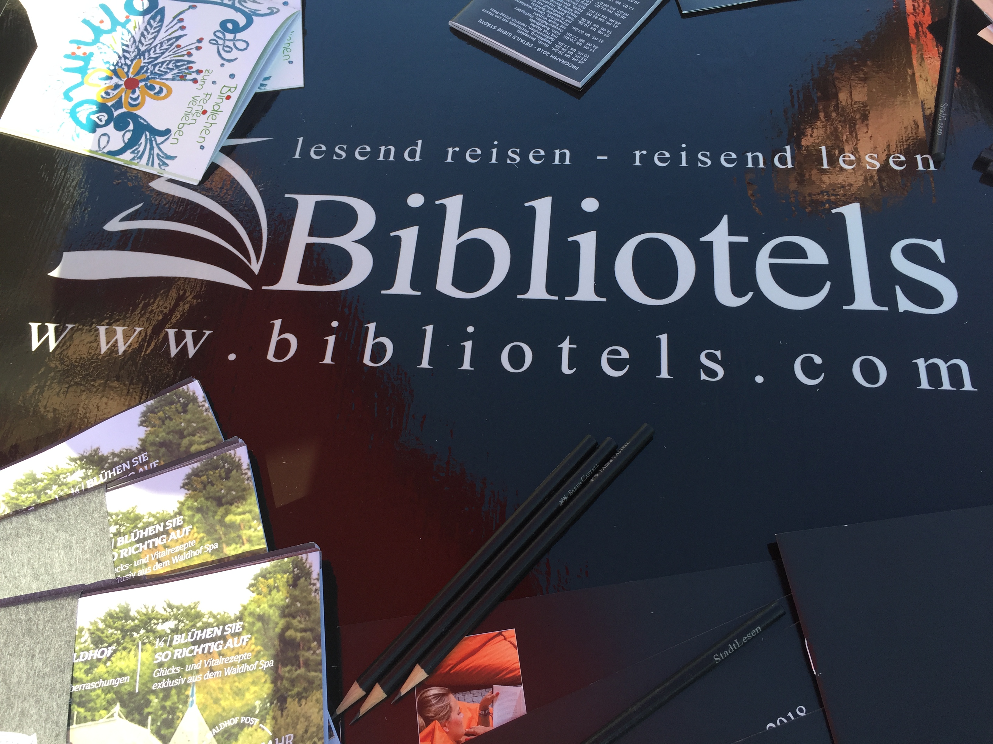 Bibliotels